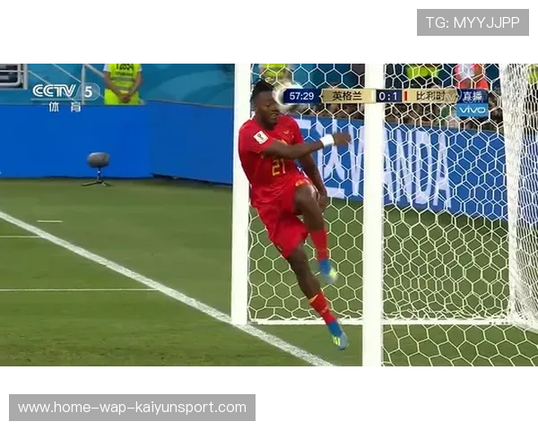 利物浦禁区前沿连续起脚