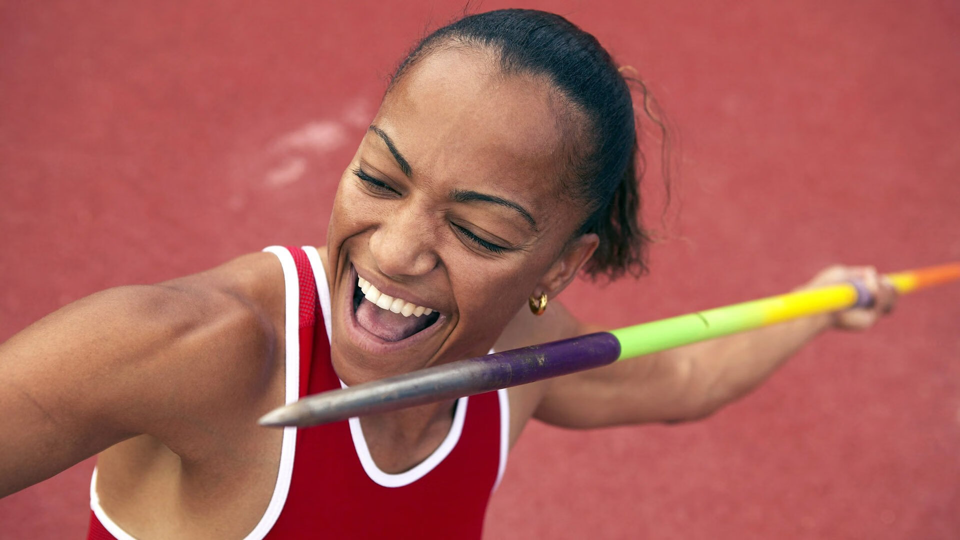 中国男足U20锦标赛决赛 山东青年队点球大战击败上海青年队捧杯，男子u20足球决赛